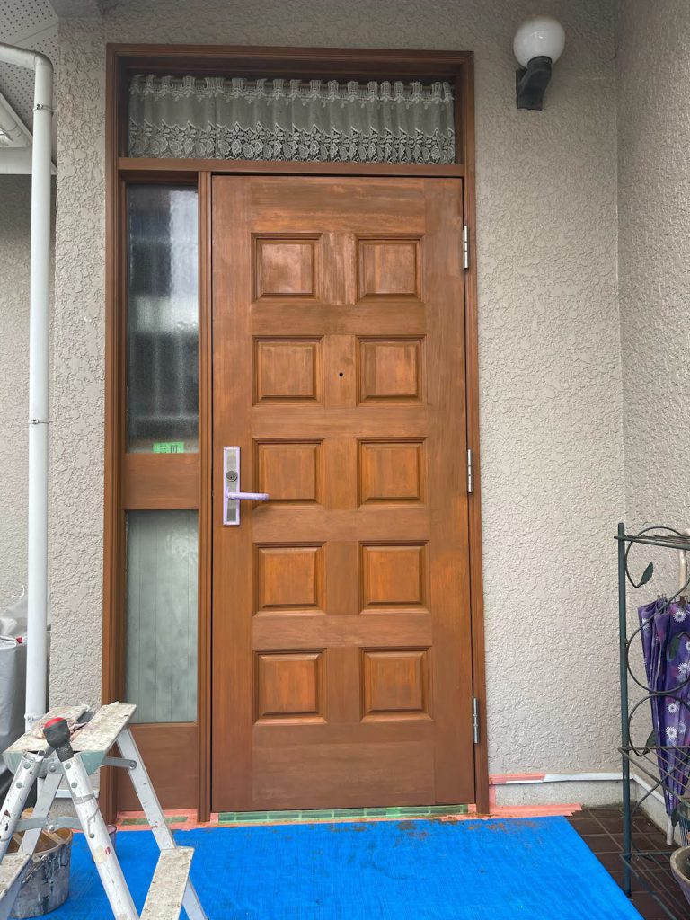 玄関ドア復元工事|着色3