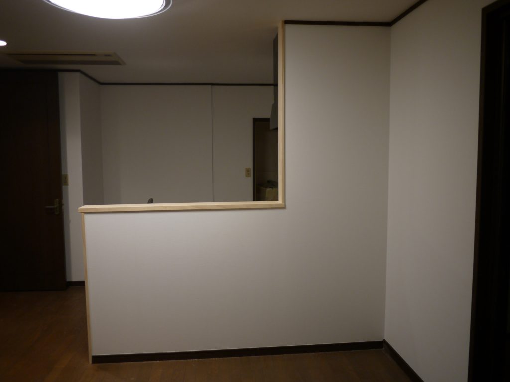 部屋改造リフォーム(キッチン新設・クロス)|完成