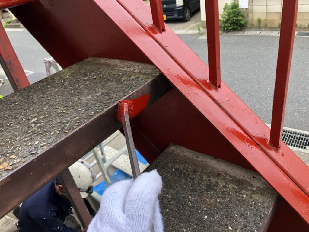 アパート鉄部階段塗装工事|施工写真10