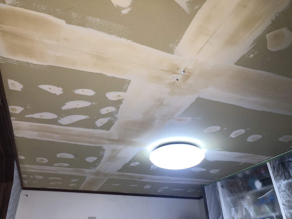 屋根破損による漏水 復旧内装工事|施工写真21